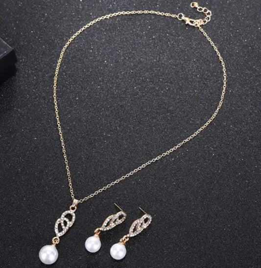 Double ring pearl necklace set